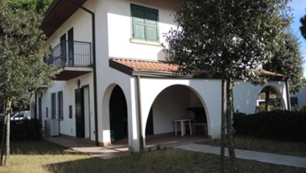 Amazing Villa With Private Garden In 比比翁 外观 照片
